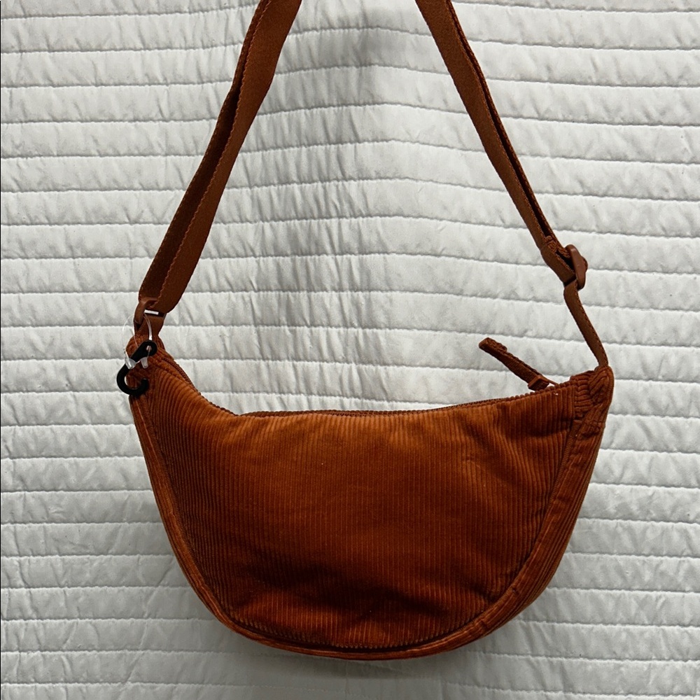 Uniqlo Corduroy Shoulder Bag in Warm Brown
